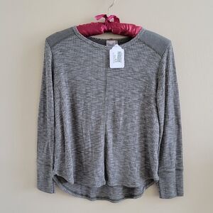 4/$15 SALE Paper Crane | Green Ribbed Top Large New